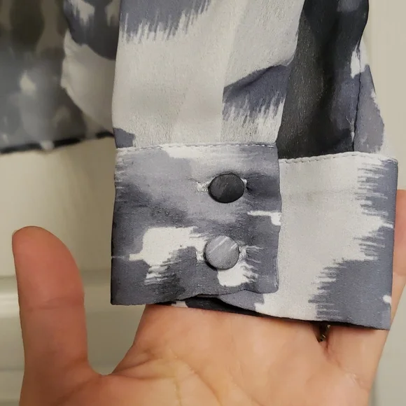 H&M blouse - Picture 4 of 6